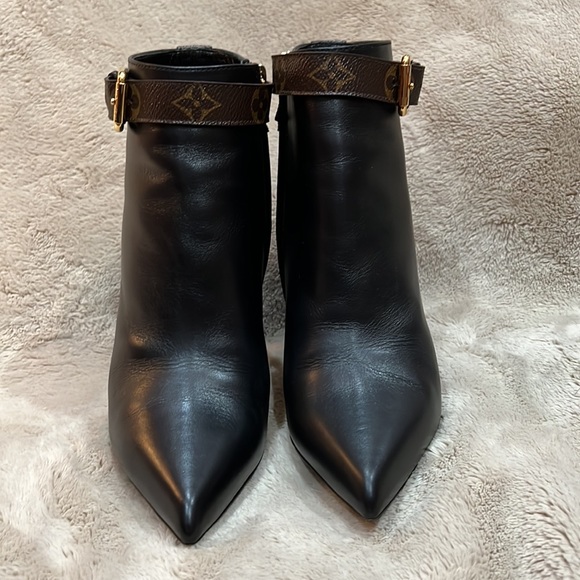 Louis Vuitton Matchmake Booties - Picture 3 of 17
